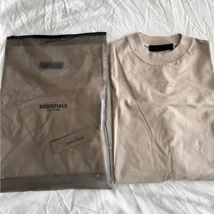 NWT Fear of God Essentials Tee Silver Cloud Medium